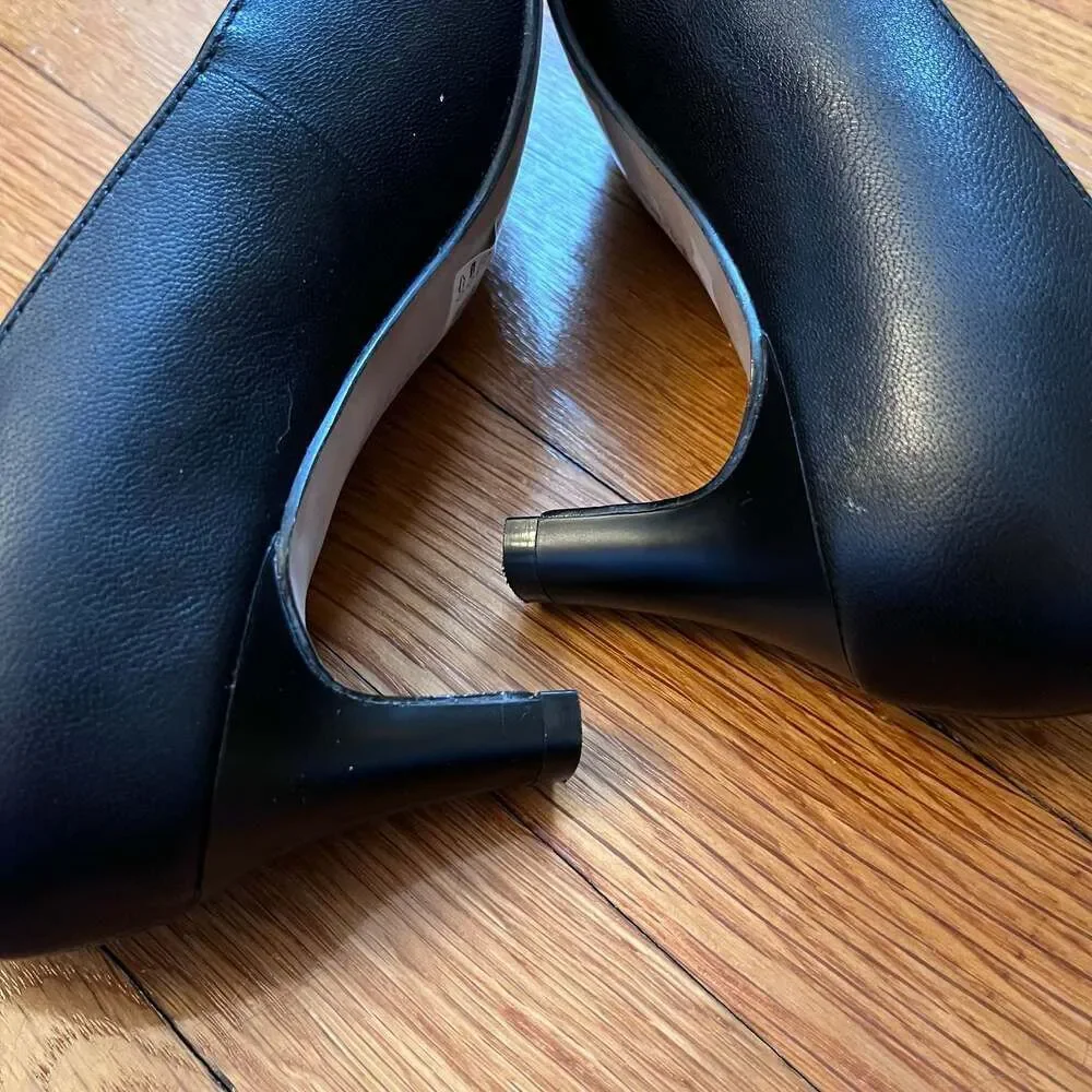 Clarks Collection Crewso Wick Black Leather Pumps Heels  display picture 3